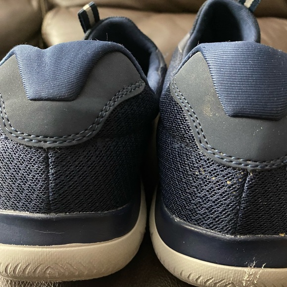 Skechers Mens Summits - Louvin Sneakers - Picture 8 of 9